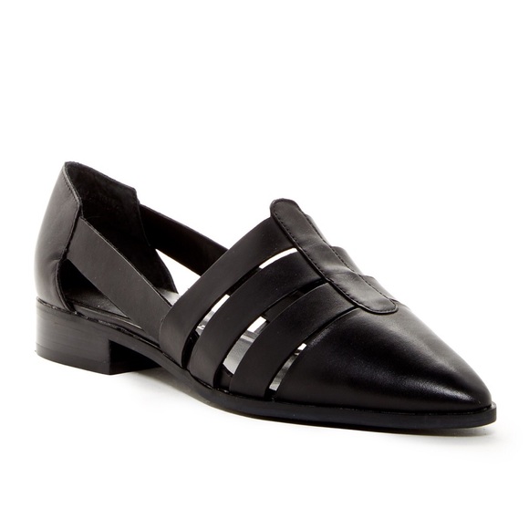 🎈Chinese Laundry 'Outcast' flats - Picture 2 of 6